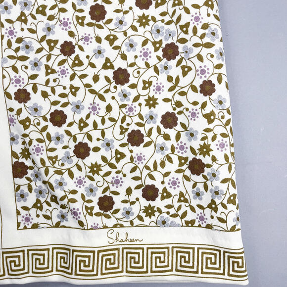 Alfred Shaheen Maxi Dress Vintage 70's White and Floral Long Sleeve Maxi Dress - Picture 3 of 9